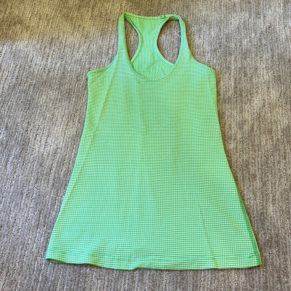 Lululemon tank top